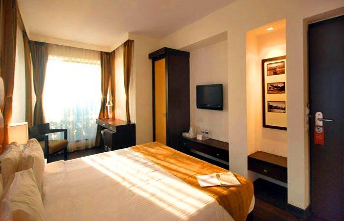 Metropole 3*