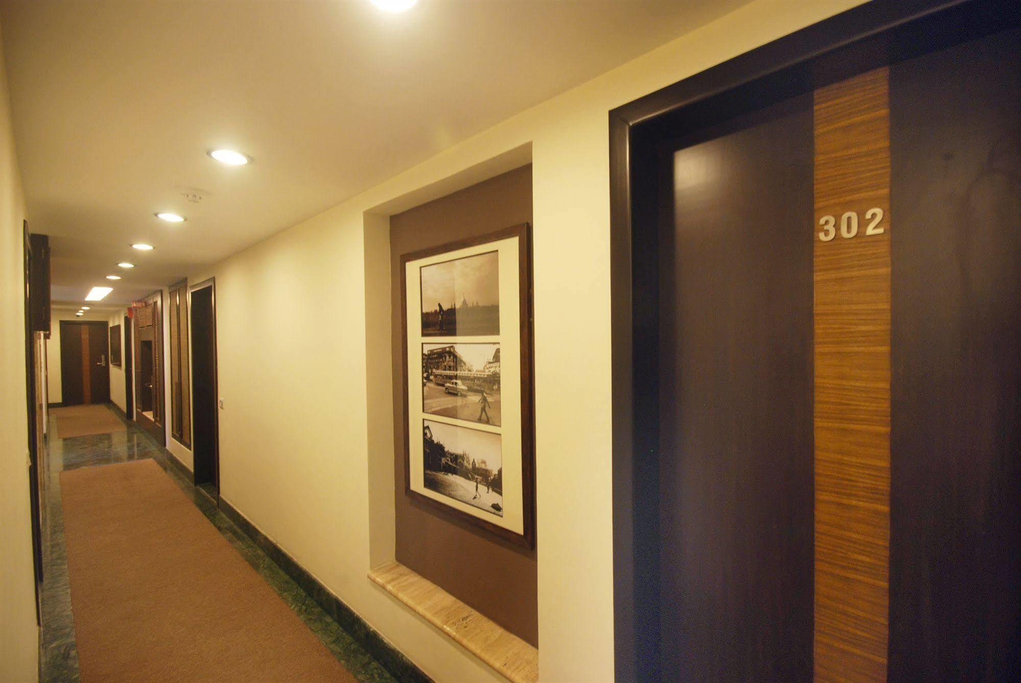 Hotel Metropole Kolkata