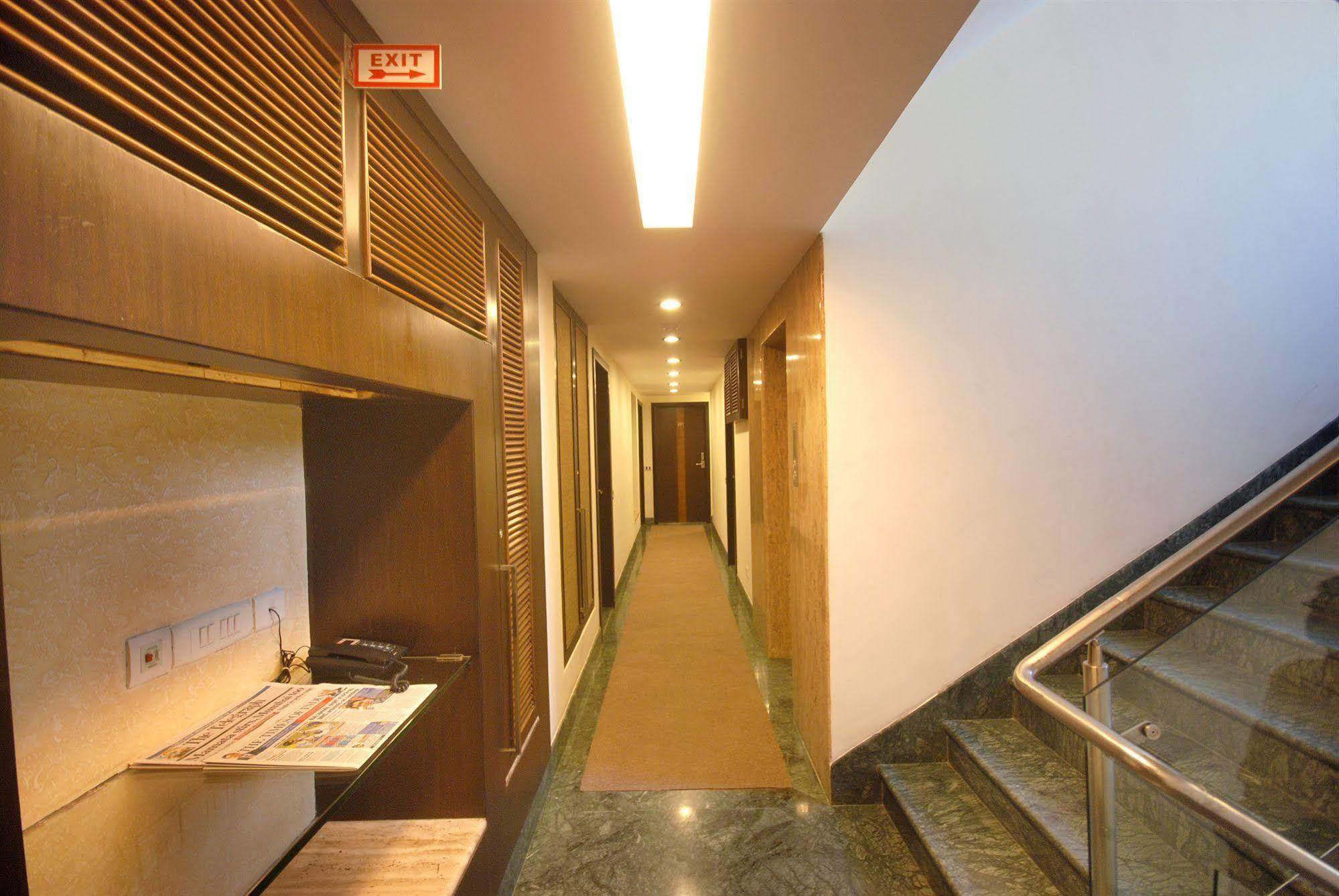 Metropole Hotel Kolkata