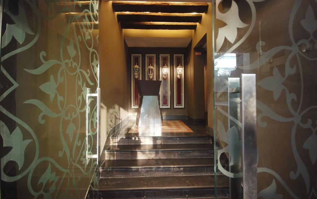 Metropole Hotel 3*